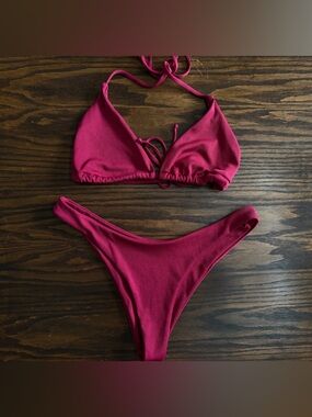 SHEIN Burgundy Ribbed Triangle Bikini Set